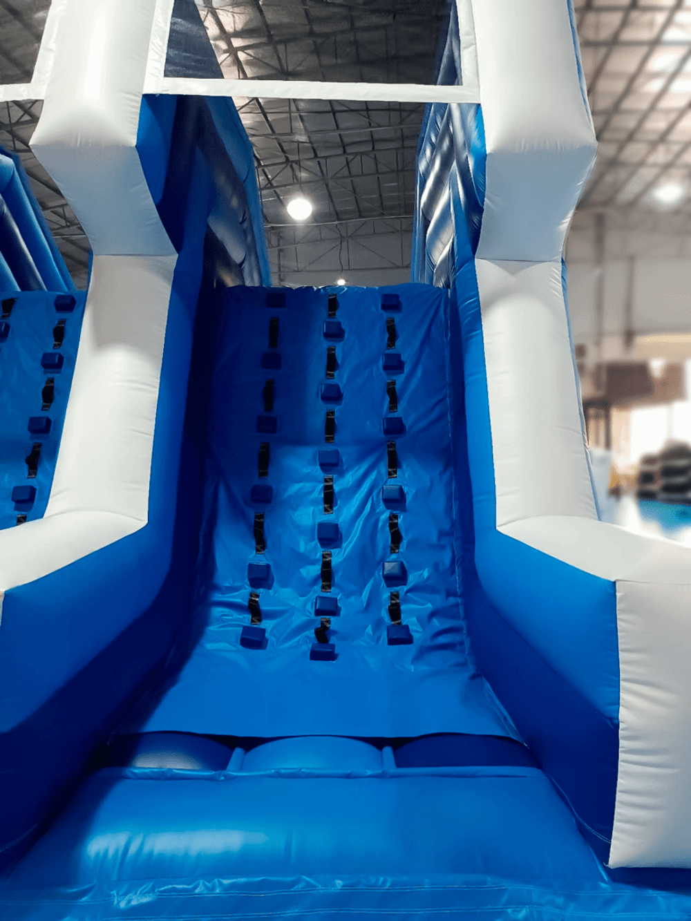 Коммерческая надувная полоса препятствий «Конструктор» 50*4,5*4 м