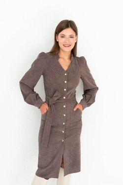 Платье-футляр какао из микровельвета