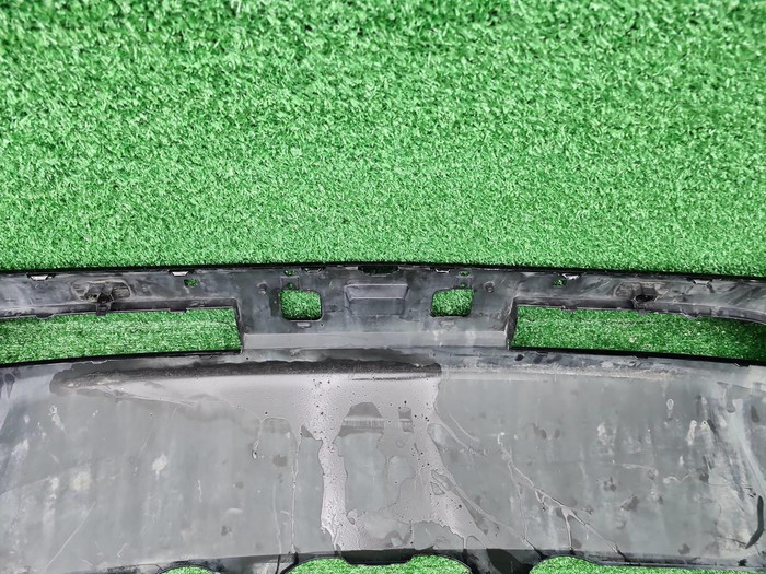 Бампер передний Toyota Land Cruiser 300 (21-нв)