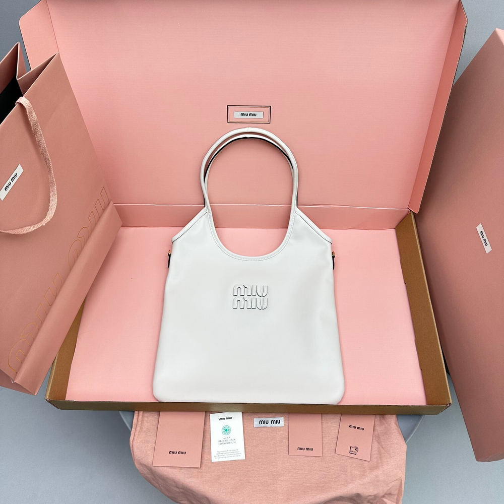Miu Miu Ivy Bag 40 cm