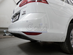 Фаркоп оцинкованный Galia V073A для Volkswagen Golf VII универсал 2WD/4WD 2013-(паспорт и сертификат в комплекте)(без электрики)