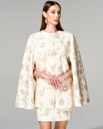 Кейп с вышивкой ручной работы