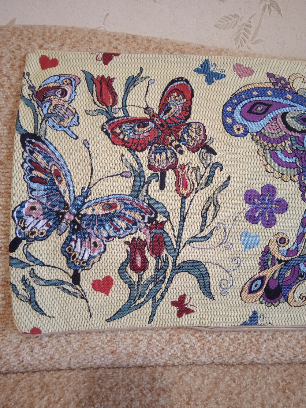 Декоративный гобеленовый чехол Бабочки 34х87