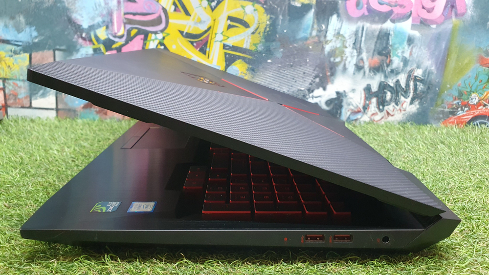 Игровой HP i5-8/12Gb/GTX 1050 4Gb/FHD/Omen 17-an117ur 4JU09EA/Windows 10