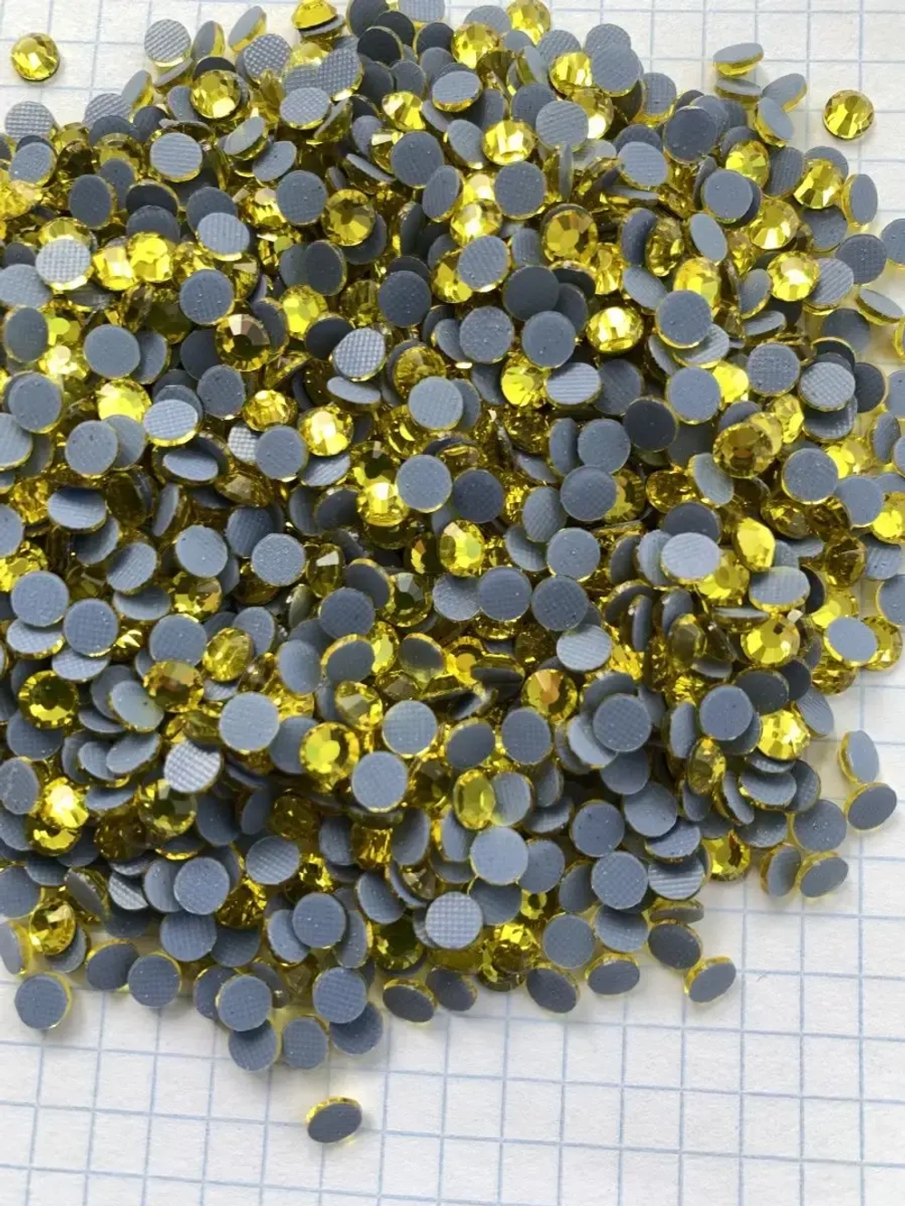 Стразы термоклеевые стекло ss20 Citrine