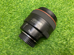Canon EF 85mm 1.2L II USM
