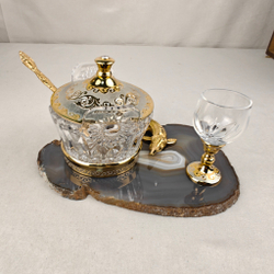 Икорница "Осетринка" с крышечкой на агате с рюмочкой