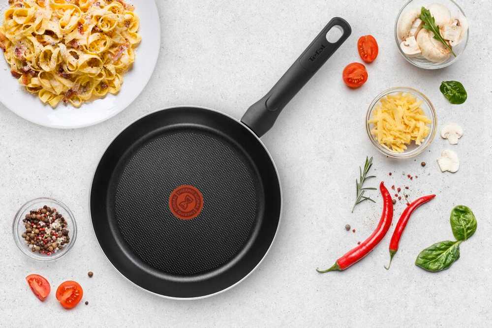 Сковорода Tefal Current 4232124 24 см