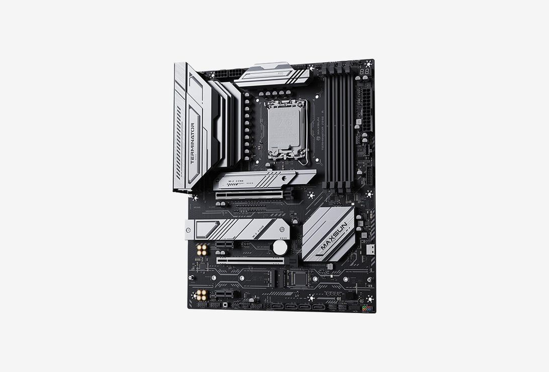 MS-Terminator Z890-A_0326225100536