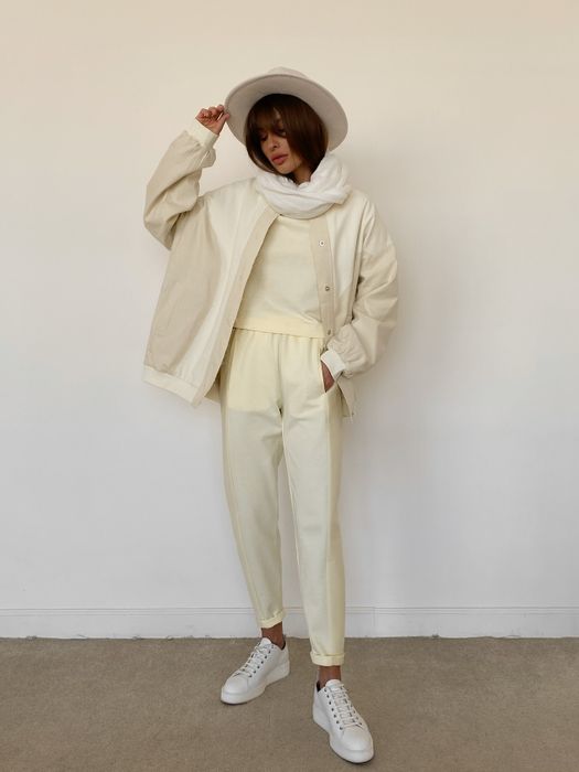 КОСТЮМ СМОУК СЛИВОЧНЫЙ