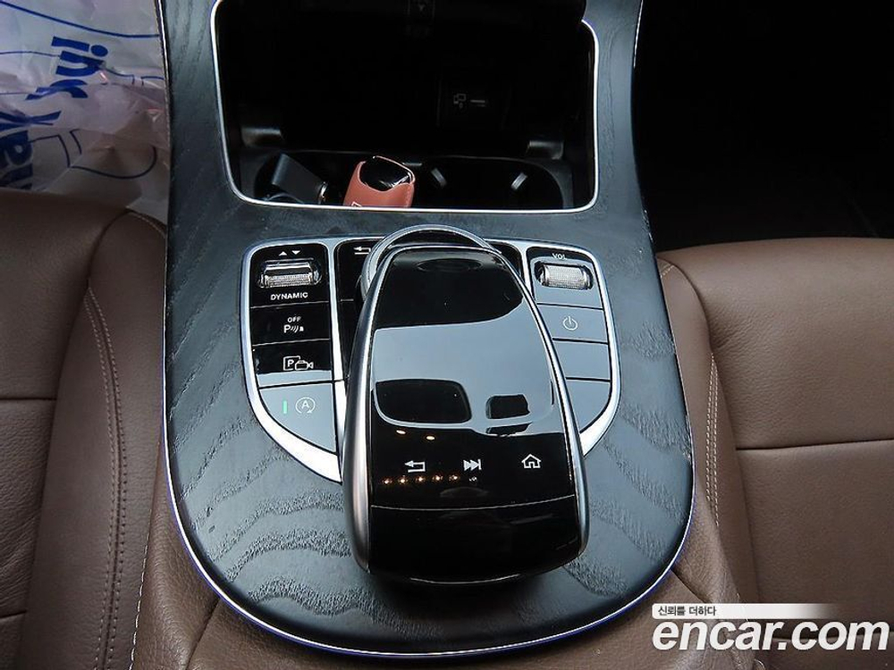 Mercedes-Benz E-Class W213 E250 Avangarde (12.2019)