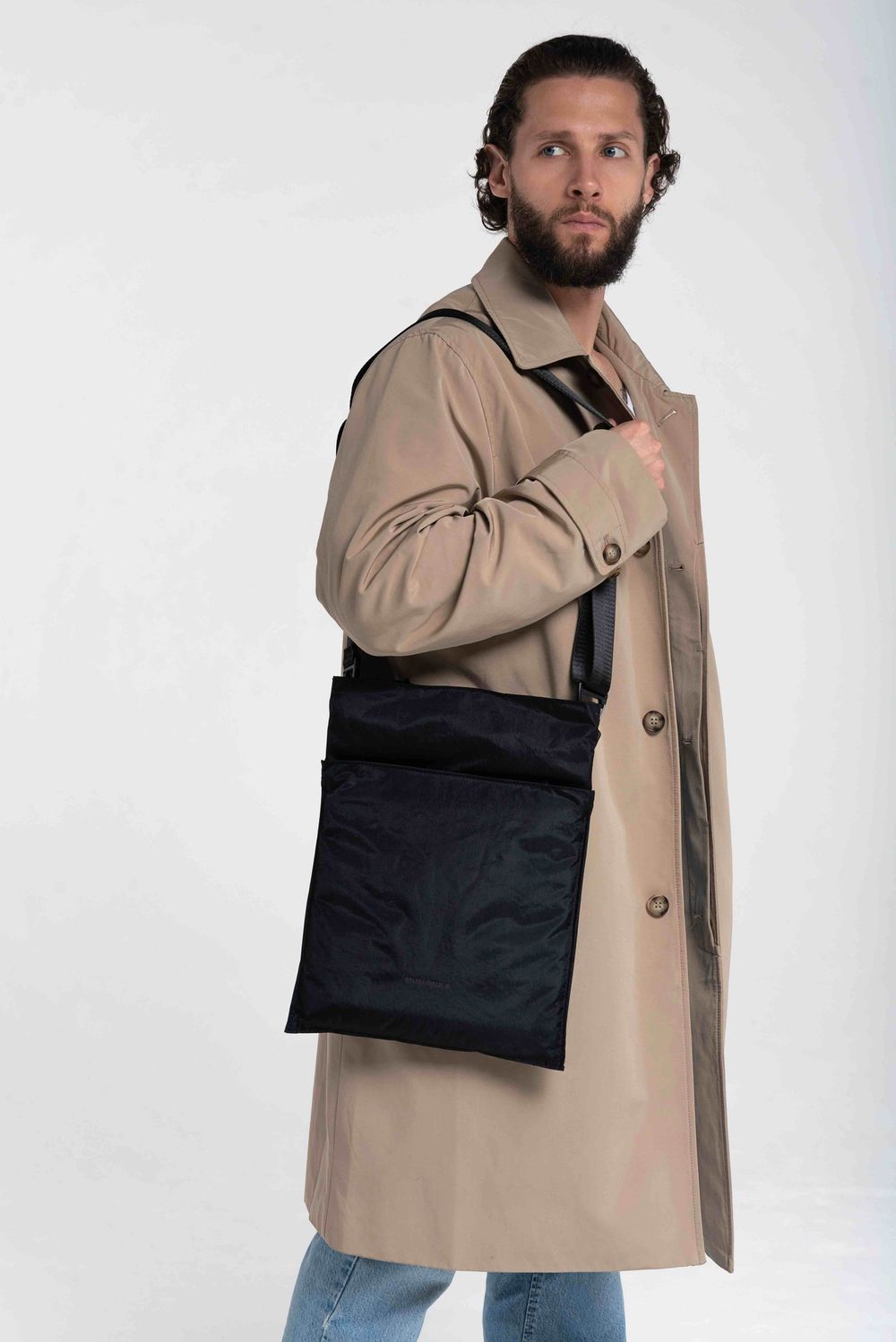 Купить Сумка Mushmula Мессенджер F1 Гибридный черная Сумка Mushmula Мессенджер F1 Гибридный черная