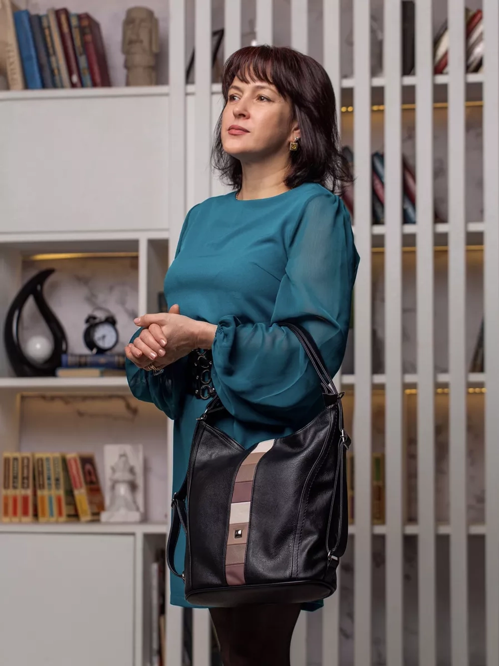 Сумка рюкзак трансформер через плечо средняя