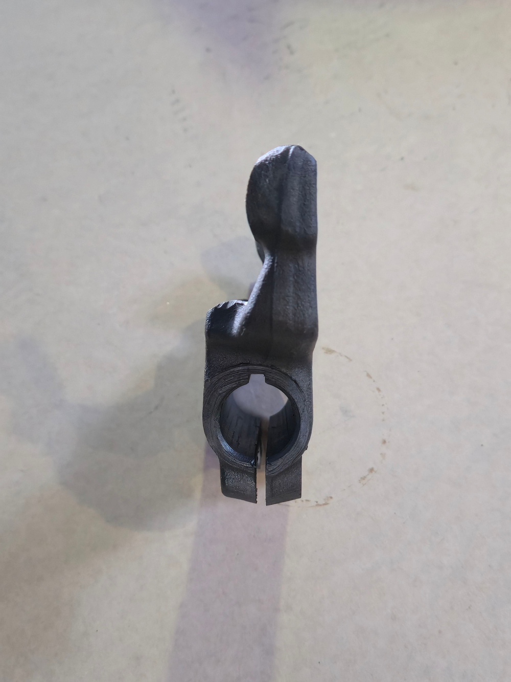 Вилка сцепления ЯМЗ-656, 658 (корзина 183-05, 184-05) (D 28) АВТОДИЗЕЛЬ