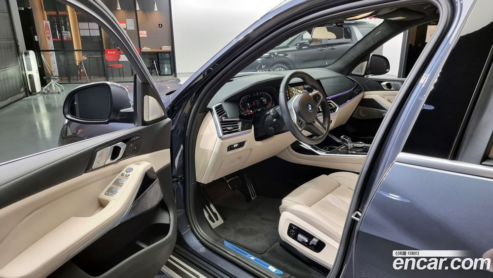 BMW X7 (G07) xDrive 40i M Sports 6-и местный (11.2021)