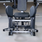 A604 Отведение ног сидя