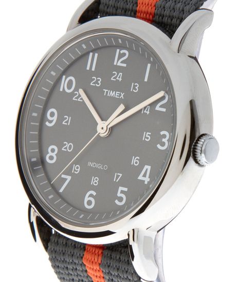 Наручные часы Timex T2N649