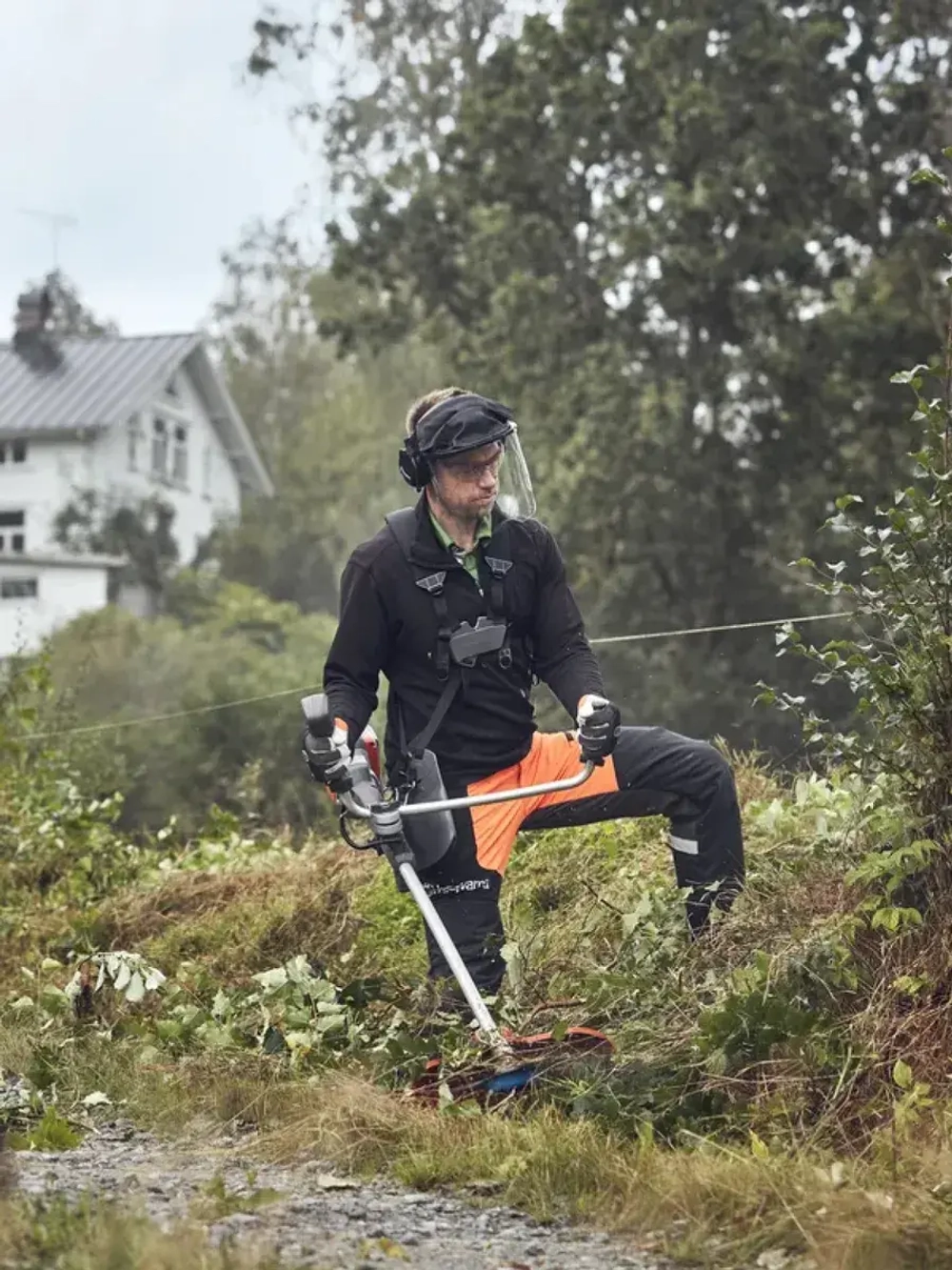 Триммер бензиновый садовый с леской HUSQVARNA 525RS