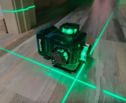 Лазерный уровень 4D 16 лучей 360, нивелир Makita / Макита, с LED-экраном портативный