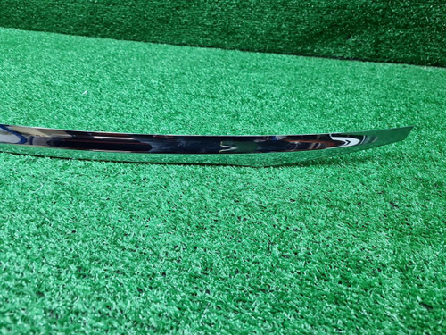 Молдинг крышки багажника Mercedes E W213 (16-21)