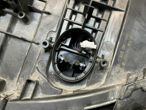 Фара правая BMW 5er G30 (2017-2020) LED