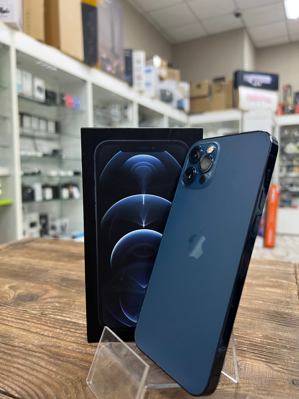 Б/У iPhone 12 Pro 256GB Pacific Blue
