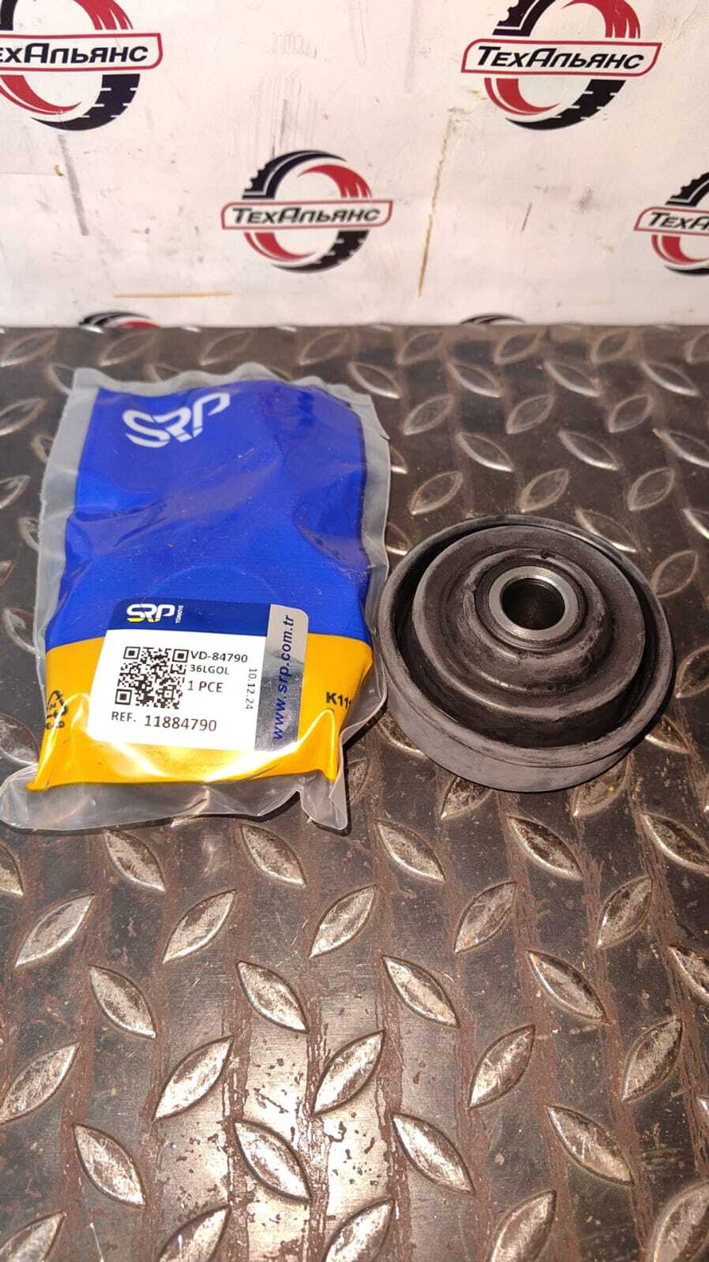 Подушка двигателя 11884790