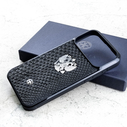 Эксклюзивный чехол iphone с гербом россии на коже питона купить - Euphoria HM Premium - натуральная кожа, ювелирный сплав