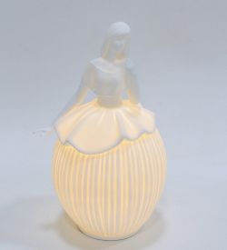 Pavone JP-186/29 Статуэтка с подсветкой «Леди Нежность»