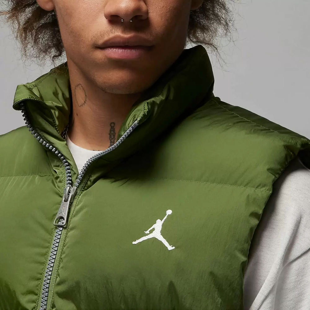 FB7307-340 Жилет утепленный Jordan Flight Essentials Eco Vest