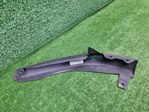 Накладка переднего бампера правая Lexus NX 1 17-21