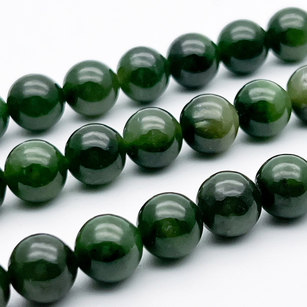 Нефрит бусины, диаметр около 9,7-9,9 мм, цена за 10 шт (1/4 нити)