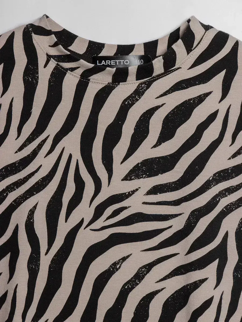 Летний костюм для девочки, лонгслив и юбка