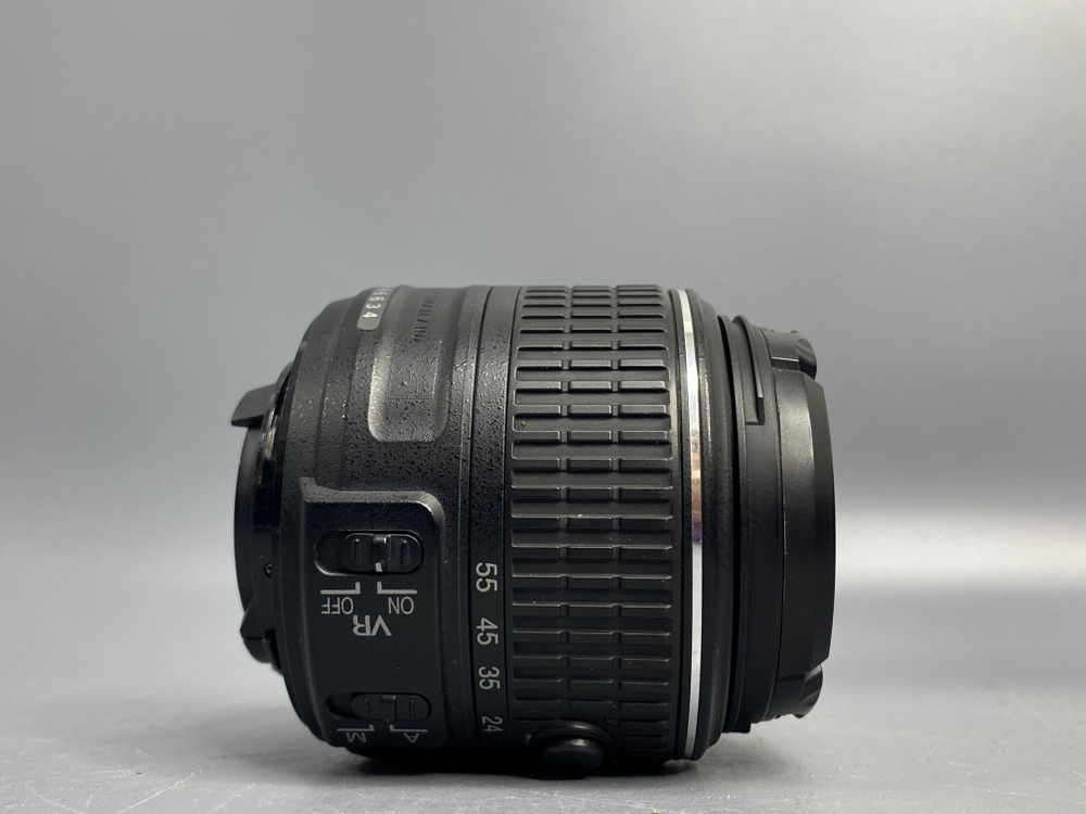 Nikon D5200 kit 18-55mm 48.367 кадров
