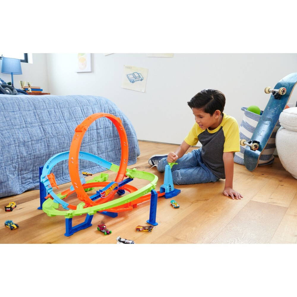 Hot Wheels - Автотрек Twisted Tornado + машинка HTK16 / артикул   HTK16  / GTIN 194735191994