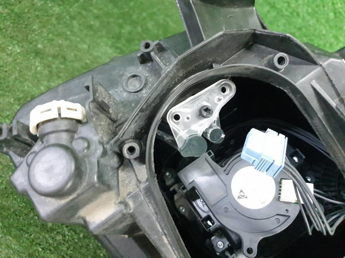 Фара левая Mercedes GLC X253 (2015-2019) LED