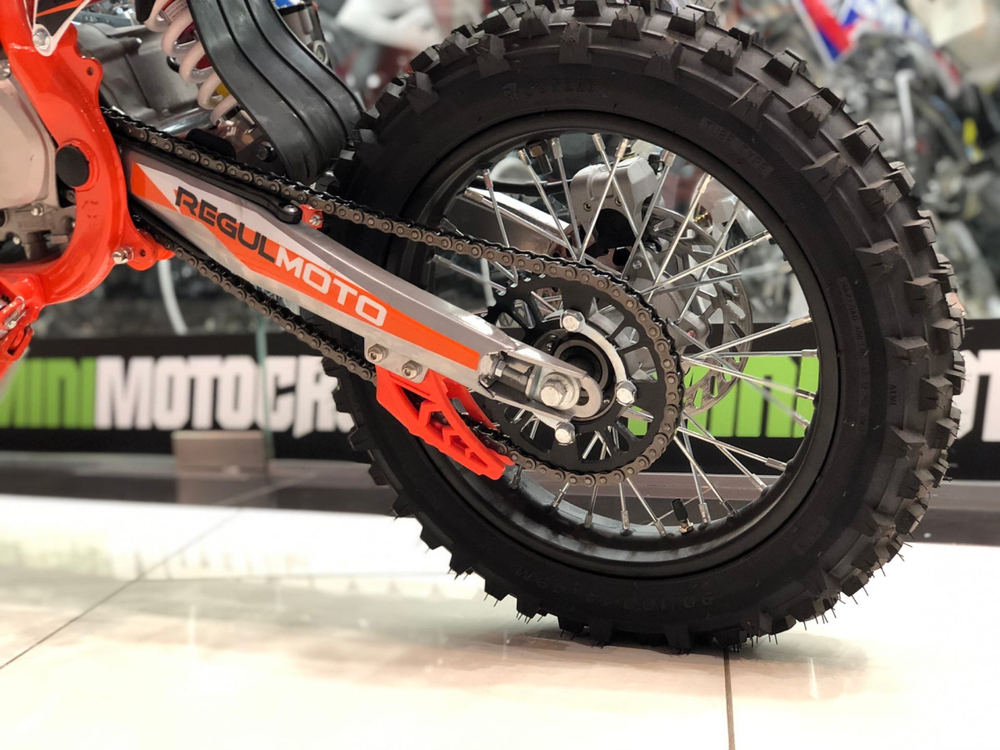 Питбайк Regulmoto FIVE YX125EM (механич.КПП) New 2020 (бело-оранжевый)