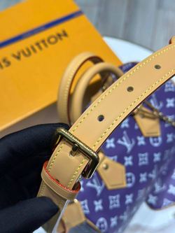 Сумка Louis Vuitton