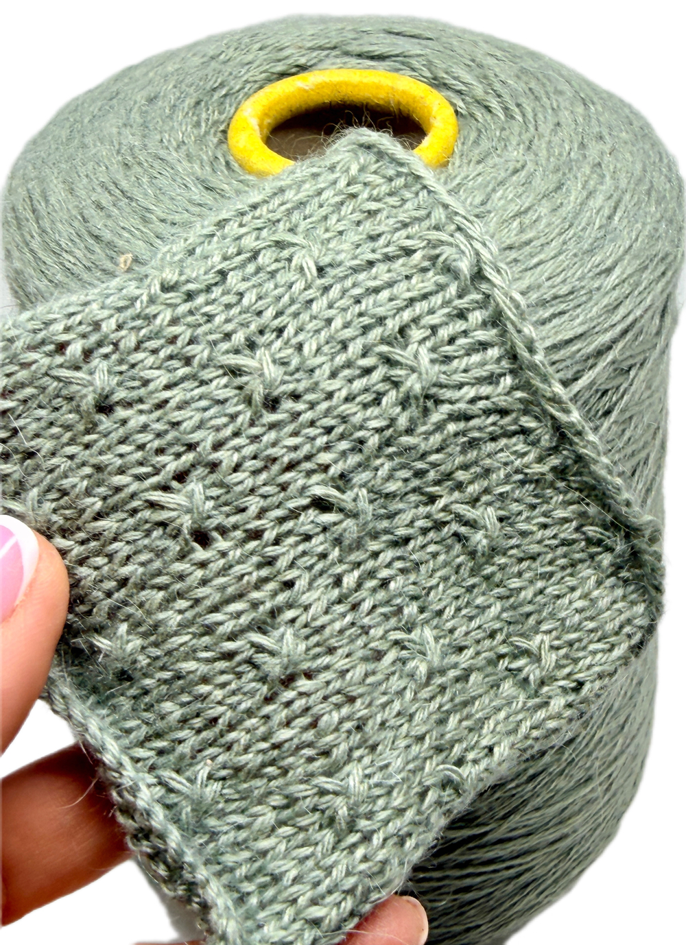 Пряжа на бобине Италия 50% кид мохер 50% шелк 320 г 100г-500м