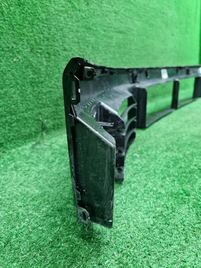 Решетка переднего бампера Lixiang L7 (2022-н.в.)