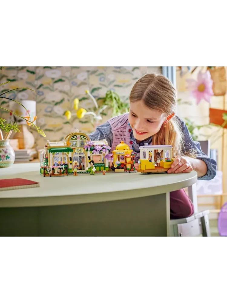Конструктор Friends 42671 Зеленое кафе и магазин цветов