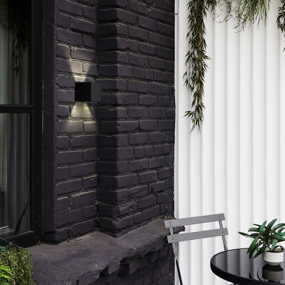 ULU-S55B-2x3W-3000K+4000K+6000K IP65 BLACK Светильник светодиодный уличный. Архитектурный накладной. С переключателем цвета свечения. Теплый3000K-Белый4000K-Дневной6000K. Корпус черный. TM Uniel