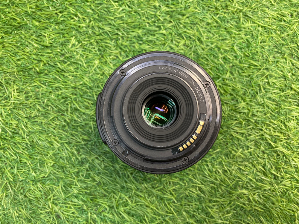 Canon 1100D kit EF-S 18-55mm IS ll 3.000 кадров