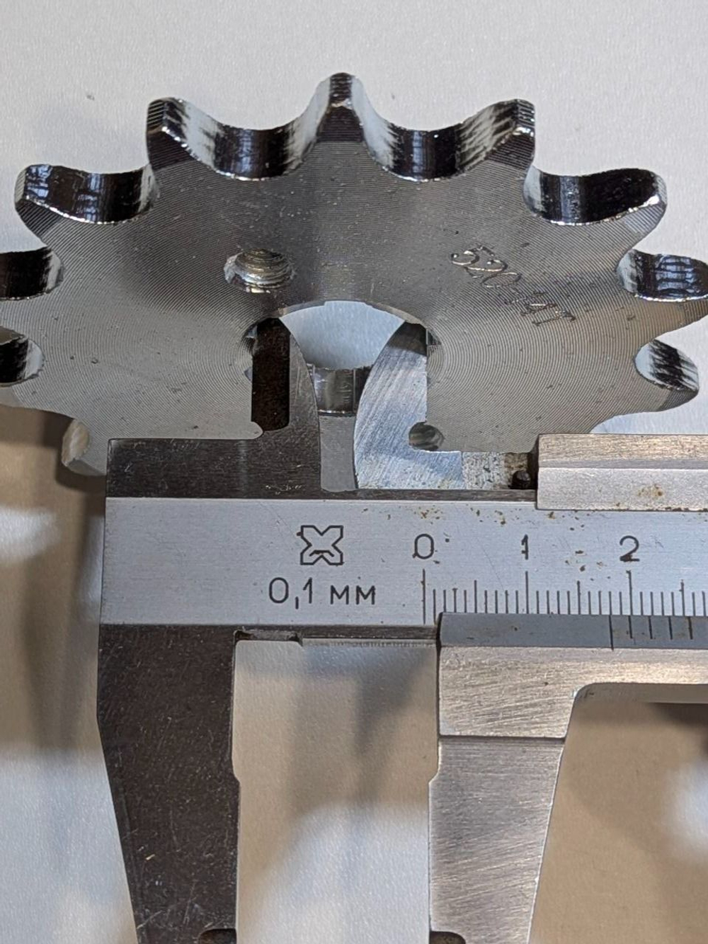 - Звезда ведущая 428-16 для мотоцикла, питбайка, мопеда с двигателем CG/CB, с валом 20 мм