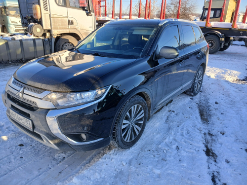 Mitsubishi OUTLANDER Instyle 2,0 CVT 4WD
