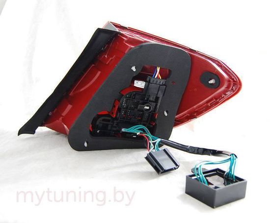 Задние фонари Mercedes C W204 red smoke led bar