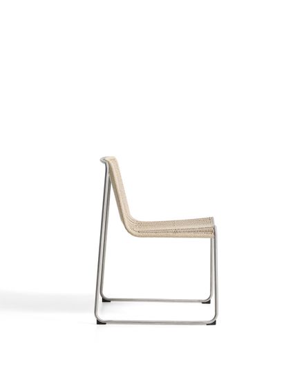 Уличный стул Tavari из бежевой веревки и стали