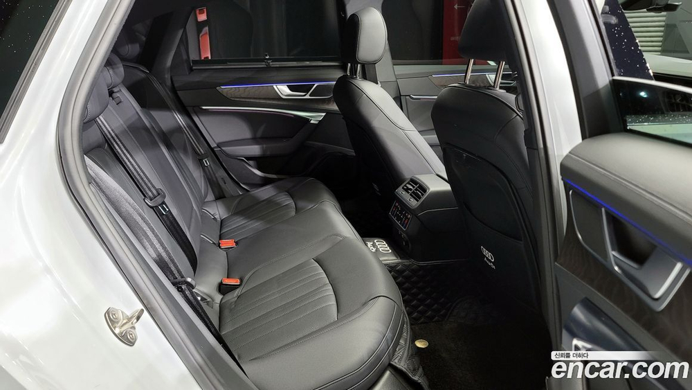 Audi A6 (C8) 45 TFSI Premium (01.2023)