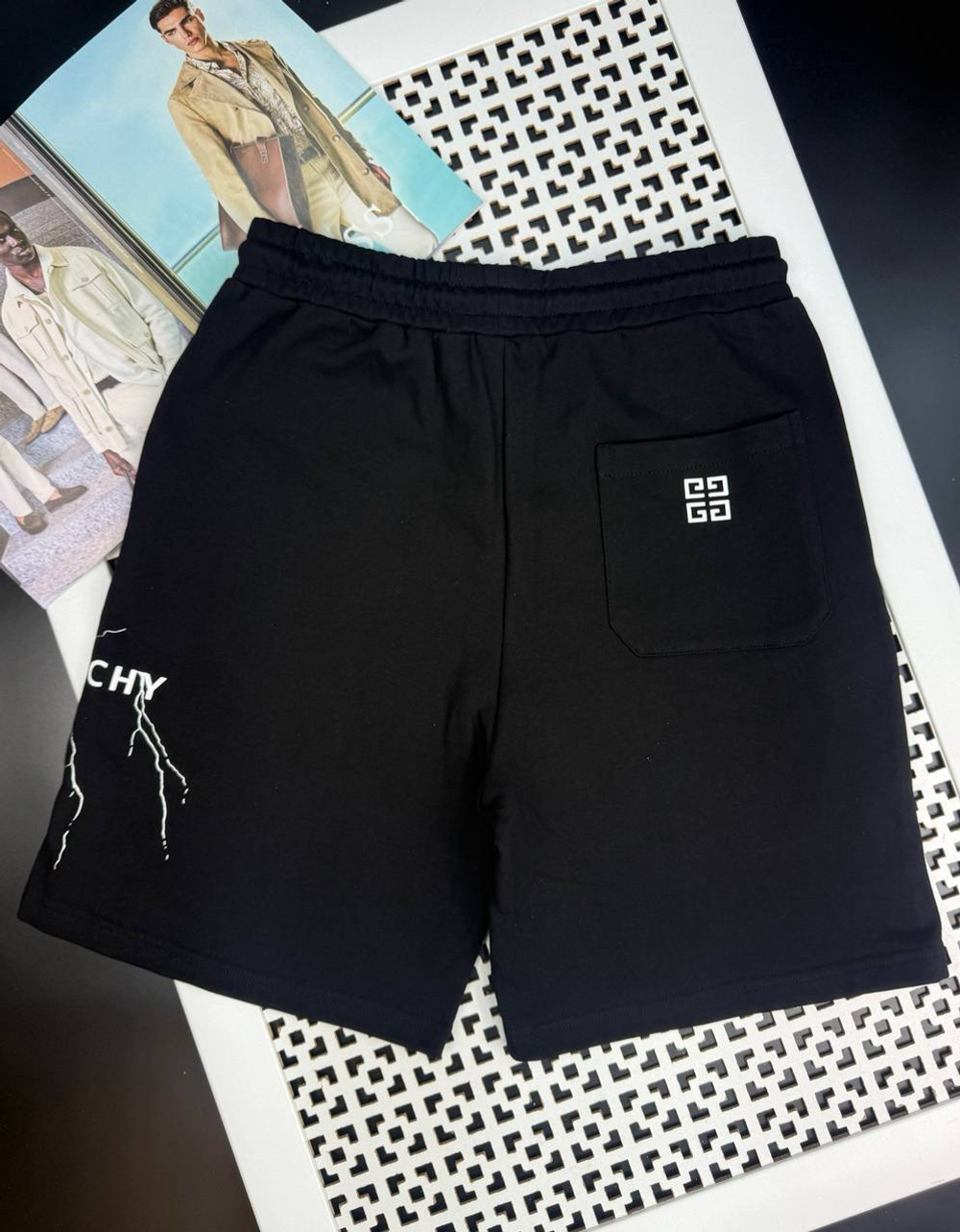 Шорты Givenchy