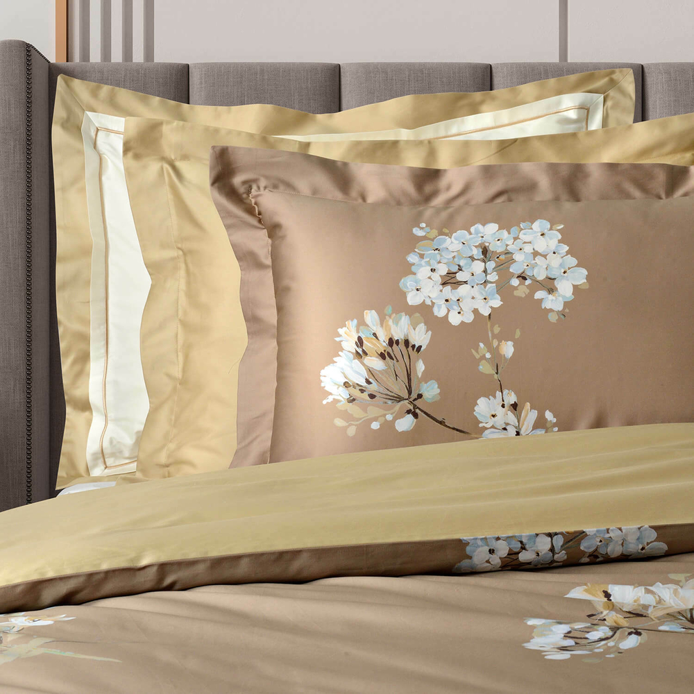 Постельное белье 2 спальное евро Sharmes Avril золотое/белое